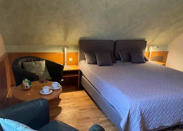 Auf Dem Eltenberg Apartamento Elten