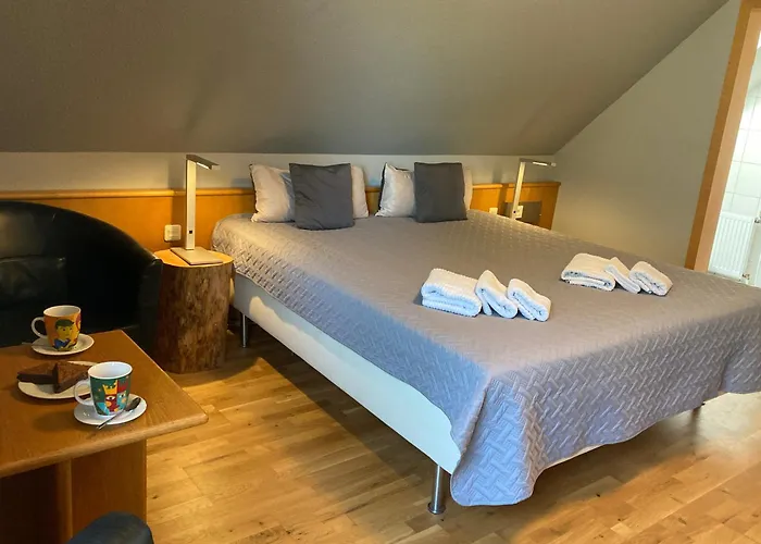 Auf Dem Eltenberg Apartamento